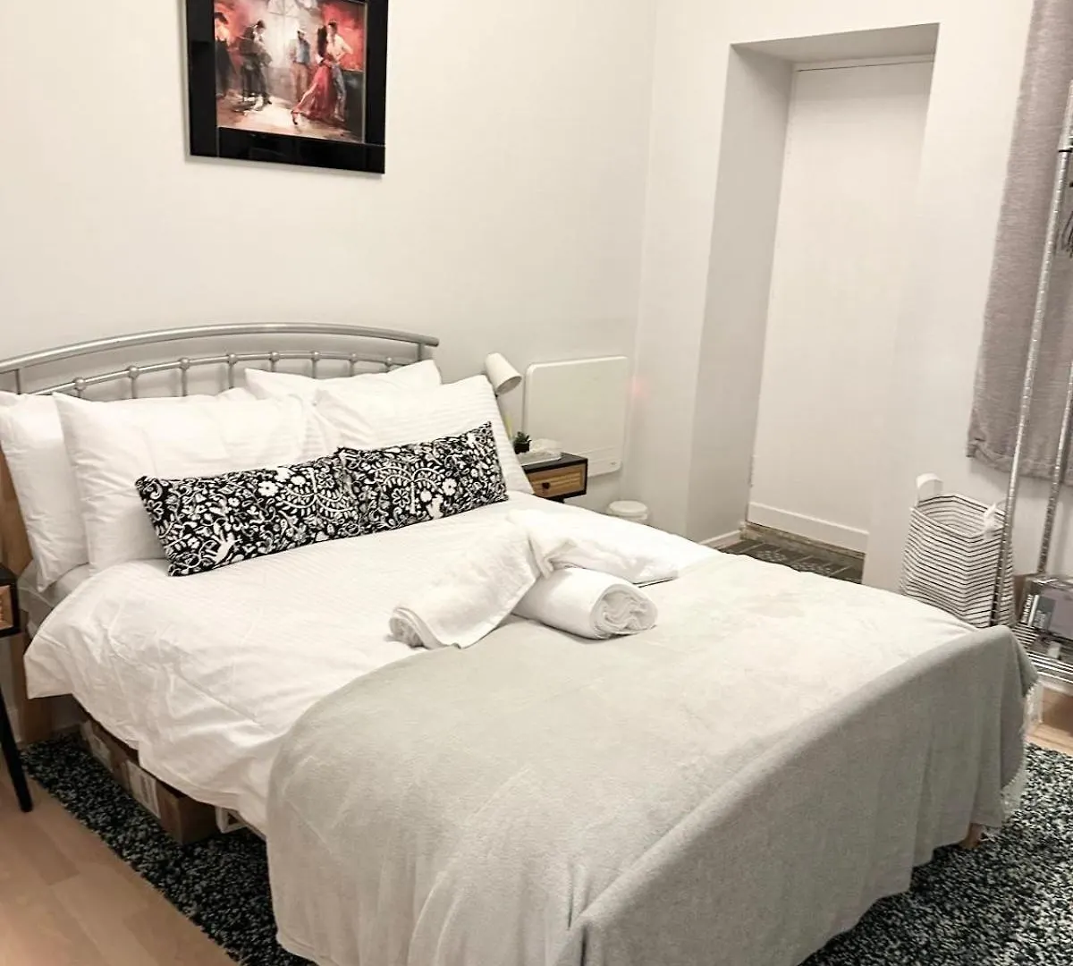 C&E Apartment Edinburgh