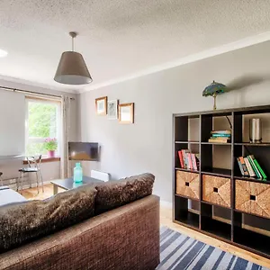  Apartment Guestready - Lovely 1 Bedroom Close To Town Center!